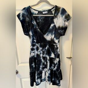 Urban Outfitters Short Sleeve Dress M